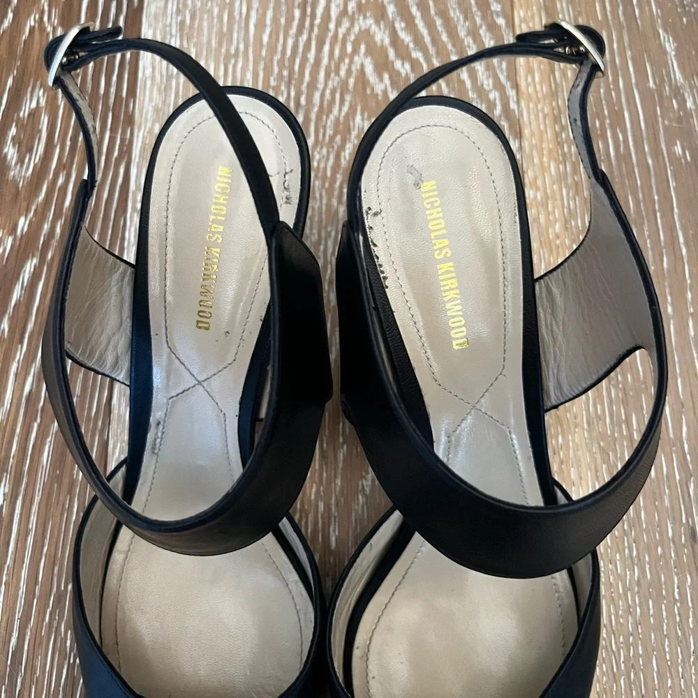 Nicholas Kirkwood Leda Black Leather Pointed Toe Wide Strap Pumps 39 1/2 - Picture 3 of 14